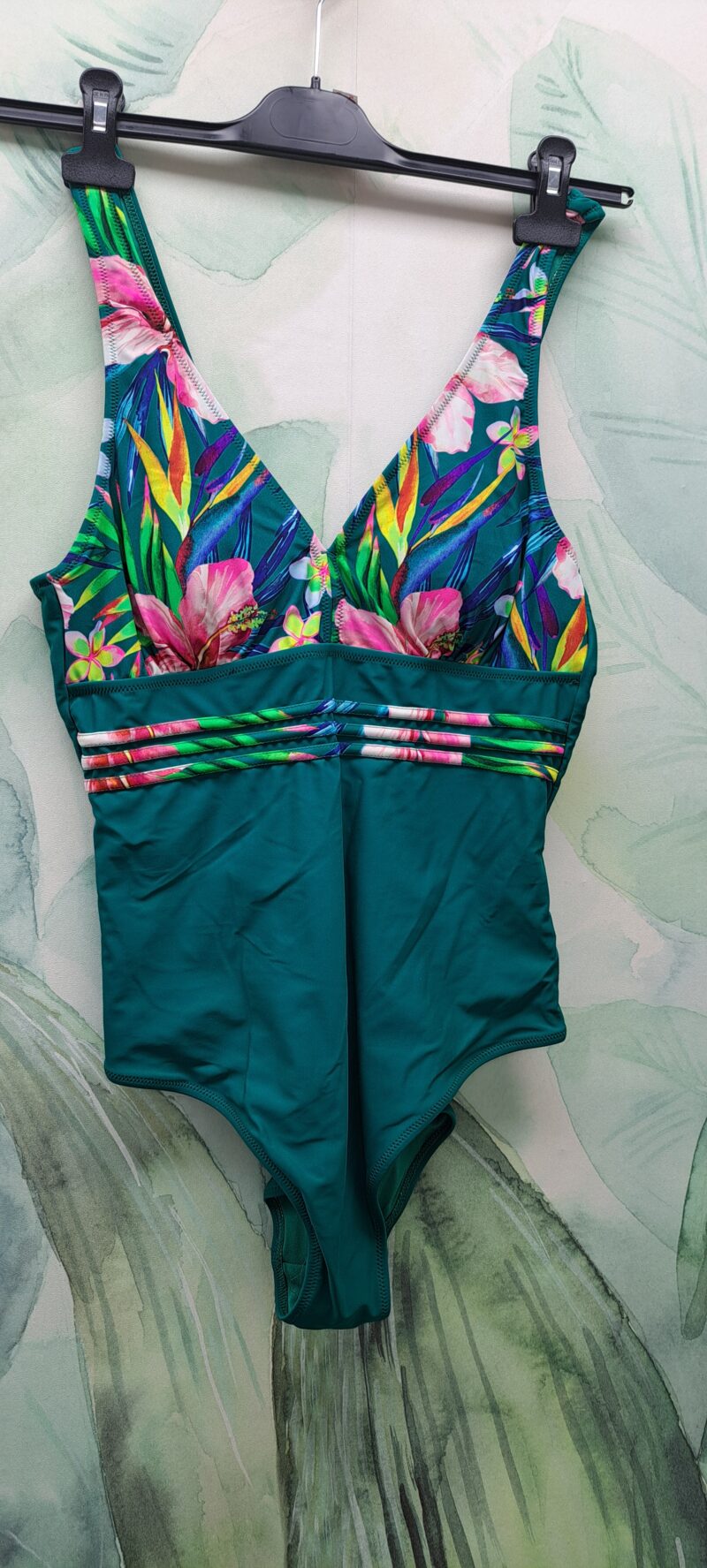 Maillot de bain vert fleurie