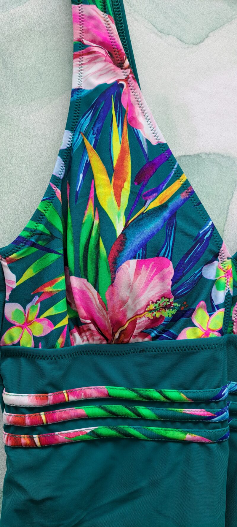 Maillot de bain vert fleurie